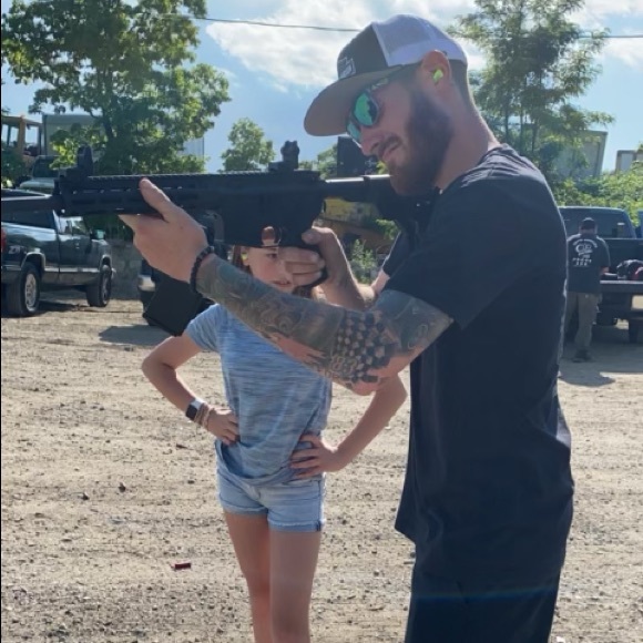 Meet your Posher, Frank - Picture 2 of 6